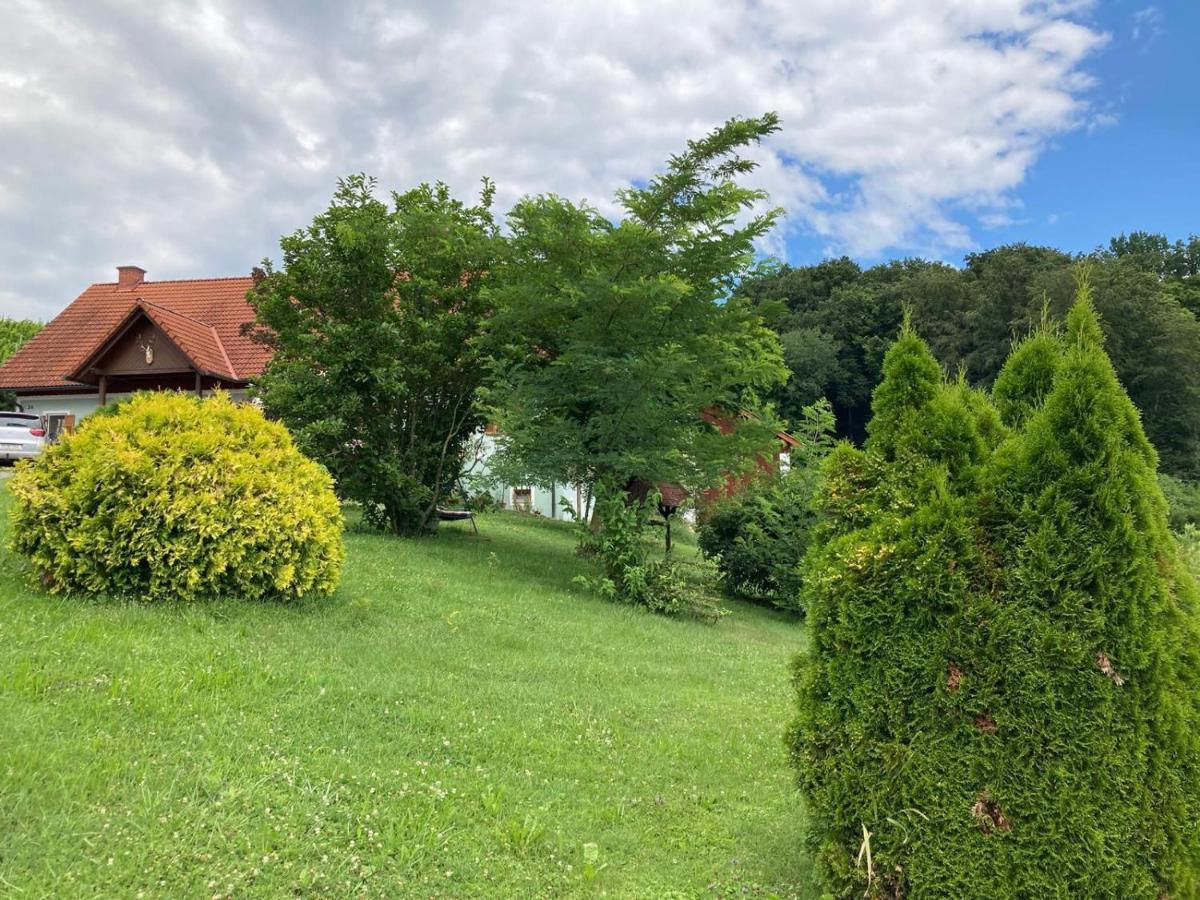 Herzhof Lampert Apartment Riegersburg Exterior photo